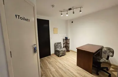 Sala comercial com 1 sala para alugar na Alameda Itapecuru, --, Alphaville, Barueri
