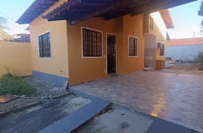 Casa em serra grande itaipu! na rua jaerth pimentel de medeiros! oportunidade única!
