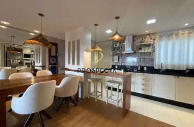 Apartamento mobiliado e decorado com 03 dormitórios sendo 01 suíte com closet em