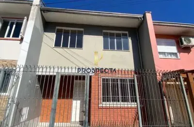 Sobrado entrada coletiva 03 dormitórios bairro bela vista em caxias do sul rs