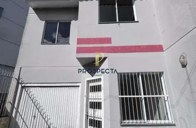 Sobrado 02 dormitórios no bairro são giácomo em caxias do sul