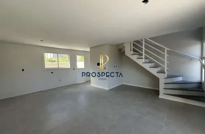 Sobrado novo com entrada individual  03 dormitórios no bairro desvio rizzo