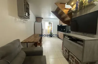 Excelente triplex com 02 dormitórios no bairro vinhedos em caxias do sul