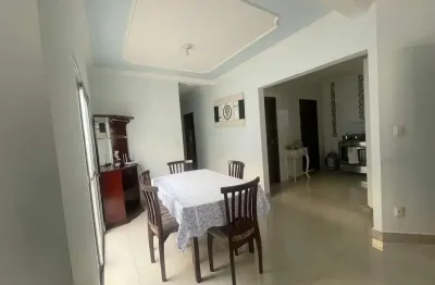 Casa em jardim abolição de lourenço dias, araras/sp