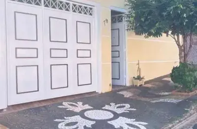 Casa com 3 quartos à venda na Rua Arlindo Segato, Jardim das Nações, Araras