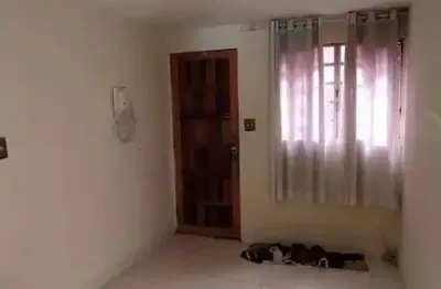 Apartamento com 2 quartos à venda na Rua Belém, 67, Conjunto Habitacional Presidente Castelo Branco, Carapicuíba, 48 m2 por R$ 155.000