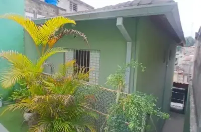 Imperdível oportunidade: casa à venda em carapicuíba-sp, jardim novo horizonte, 2 quartos, 2 suítes, 2 salas, 4 banheiros, 2 vagas, 125m².