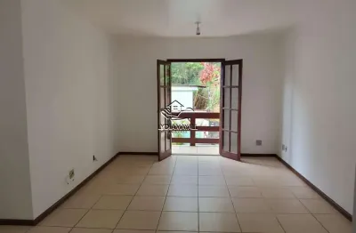 Lm6887-apartamento venda 450 mil ou locacao 1.900+taxas sem mobilia ou 2.500 c/ mobilia 2 quartos vaga fixa bingen petropolis rj
