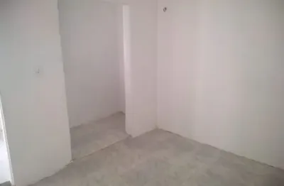 Casa ampla à venda – cohab, 4 quartos, terraço, quintal e localização estratégica