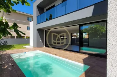 Casa com 3 quartos à venda na Praia de Palmas, Governador Celso Ramos 