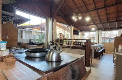 Casa com 4 quartos, praia do antenor - governador celso ramos