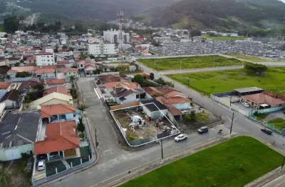 Terreno à venda em Rio Caveiras, Biguaçu 