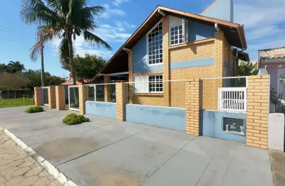 Casa com 4 quartos à venda, praia grande - governador celso ramos