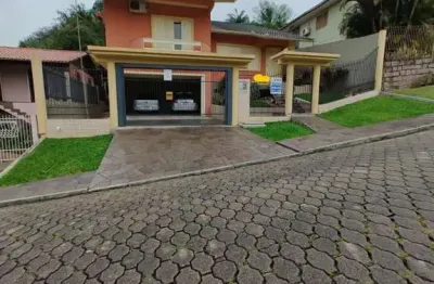 Casa com 3 quartos à venda na Rua Líbero Duccioni, São Luiz, Criciúma