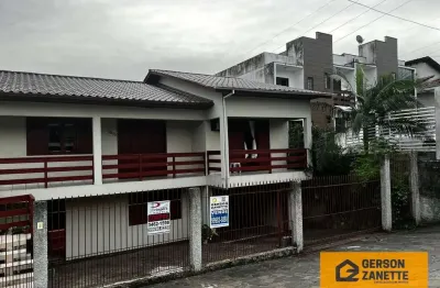 Casa com 3 quartos à venda na Avenida Gilío Búrigo, Ana Maria, Criciúma