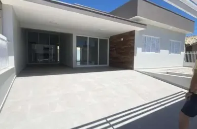 Casa com 3 quartos à venda na Rua Quarenta, Centro, Balneário Rincão