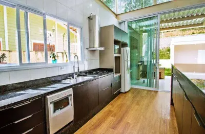 Capital ville - 4 dorms. - 2 vagas - at 1.215m² - ac 361m²