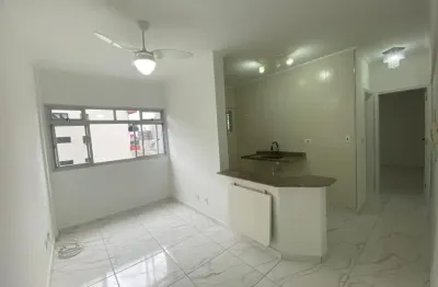 Apartamento 01 dormitórios, com elevador, frente mar no boqueirão, totalmente reformado, com vista livre e portaria 24hrs!!