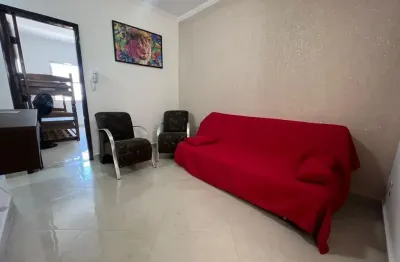 Apenas 150m da praia, primeiro andar, todo mobiliado com vista livre, no boqueirão!!