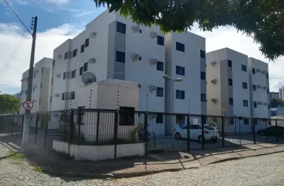 Alugo ap 2qts no poço por 1.600,00 perto do ministério público