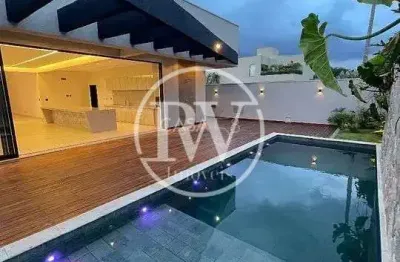 Casa térrea de alto padrão – 3 suítes + office – 278m² construídos – 560m²
