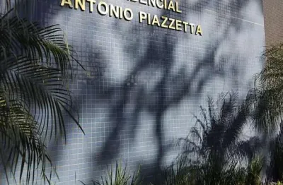 Apartamento com 3 quartos para alugar na Rua Nicarágua, até 1224/, Bacacheri, Curitiba