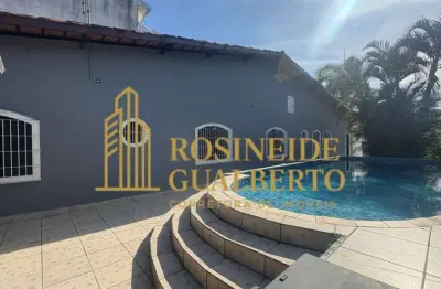 Casa na praia das palmeiras – conforto, espaço e lazer em bairro nobre.