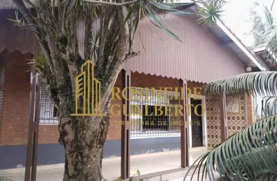 Oportunidade imperdível – moradia ampla ou investimento - martim de sá