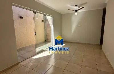 Linda casa a venda no condomínio portal beija flor venha garantir!