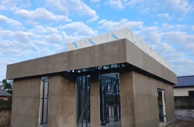 Casa com 2 dormitórios, sendo 1 suite com terreno amplo na praia de matinhos- curitiba/pr