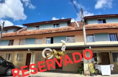 Sobrado em condomínio fechado com 3 dormitorios no Bairro do Pinheirinho , Curitiba,PR