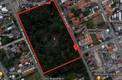 Terreno à venda na Rua Cascavel, Boqueirão, Curitiba