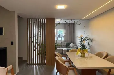 Sobrado com 03 dormitórios e 01 Suíte à venda, com 118 m² - Itália - São José dos Pinhais/PR