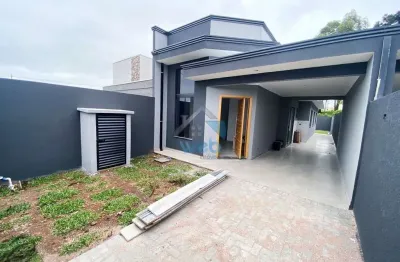 Casa à venda no bairro costeira, em araucária, com três quartos (um suíte), além de acabamento de alto padrão.