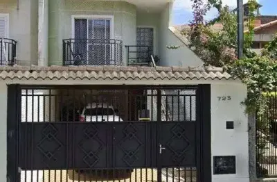 Casa com 3 quartos para alugar na Rua Helena do Sacramento, 723, Vila Guaca, São Paulo