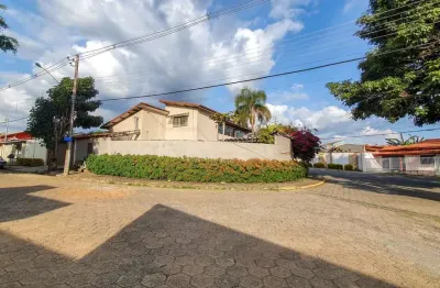 Casa com 5 quartos à venda na Rua Teresinha Bobadilha, Vila Aparecida, Bragança Paulista