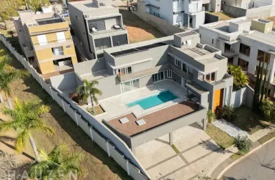 Casa em condomínio fechado com 4 quartos à venda na Alameda das Brumas, Jardim Santa Helena, Bragança Paulista