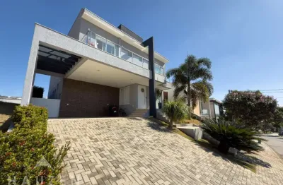 Casa em condomínio fechado com 4 quartos à venda na Rua Coruja, Santana, Bragança Paulista