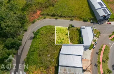 Terreno à venda na Rua Isabel, Jardins, Bragança Paulista