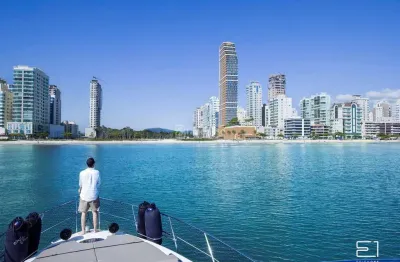 4 a 7 dorm/ 4 a 6 suítes/ 4 a 8 vagas, meia praia, itapema - sc