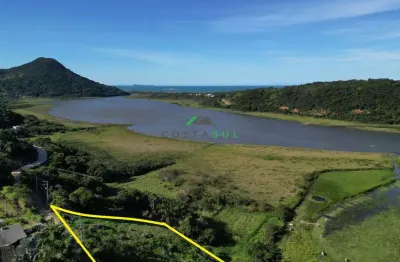 Terreno com vista panorâmica para a lagoa do macacú – garopaba/sc