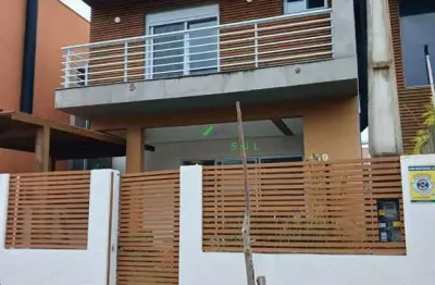 Sobrado disponível para locação anual no loteamento quinta dos açores, bairro am