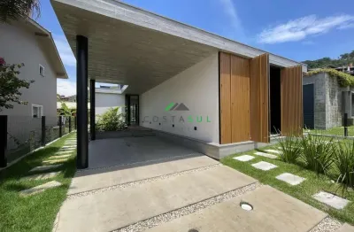 Imóvel exclusivo a venda no bairro morrinhos o imóvel fica a 2 minutos da praia