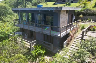 Casa à venda na praia do rosa – imóvel com duas unidades e vista para o vale