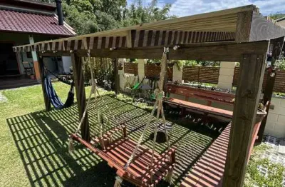 Casa com 2 quartos para alugar na R. Cardeal, 500, Grama, Garopaba