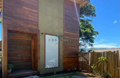 Loft disponível para locação semestral no centro histórico de Garopaba, a partir