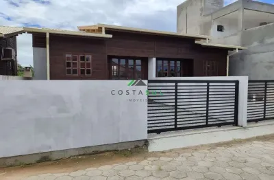 Casa disponível para locação anual em Areias de Palhocinha - Garopaba/SC