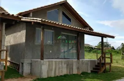 Casa disponível para locação anual, a partir de 22 de março, no bairro Ibiraquer