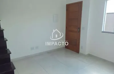 Sobrado em condomínio novo com 2 suítes e área gourmet à venda
