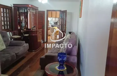 Sobrado com 5 dormitórios sendo 3 suítes, salão de festa com área gourmet e 2 vagas de garagem à venda